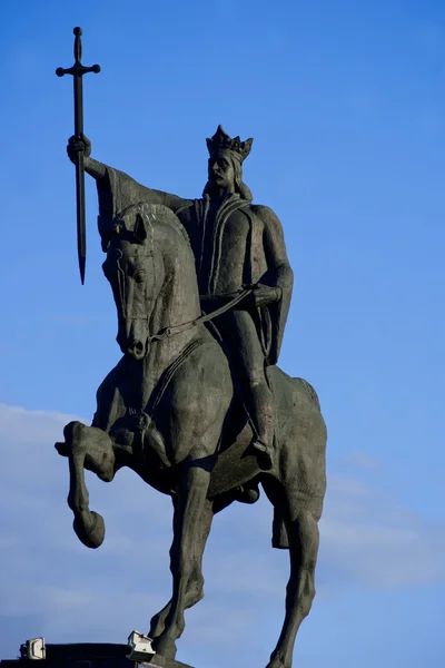 Standbeeld van stefan cel mare zijn paard rijden — Stockfoto