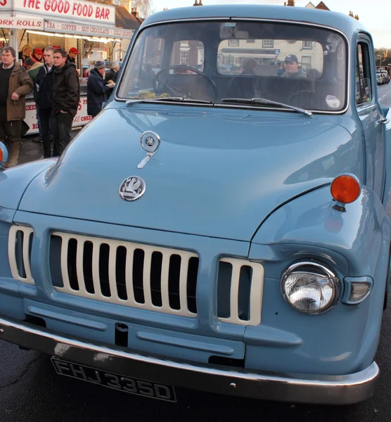 Vintage vrachtwagen — Stockfoto