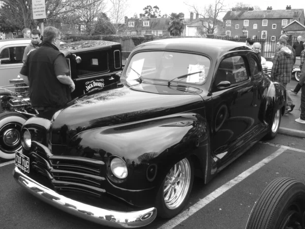 Velhos carros clássicos retro — Fotografia de Stock