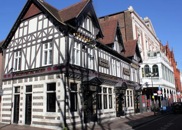 Arquitetura estilo tudor — Fotografia de Stock