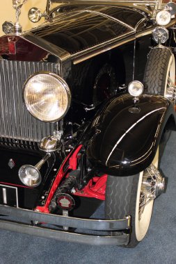 eski bir klasik retro araba