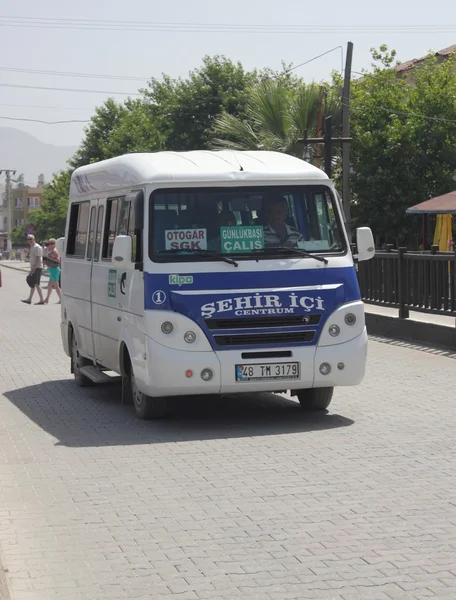 Tradicional dolmus transporte da Turquia — Fotografia de Stock