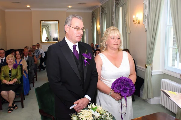 Bride and Groom — Stock Photo, Image