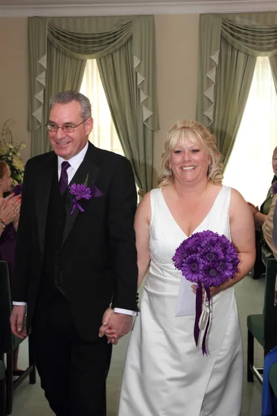 Bride and Groom — Stock Photo, Image