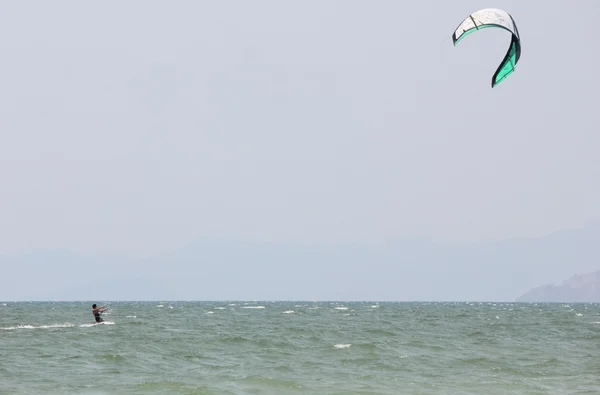 Kitesurfen — Stockfoto