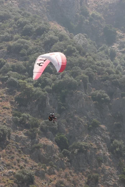 Parapente à 0ludeniz, Turquie — Photo