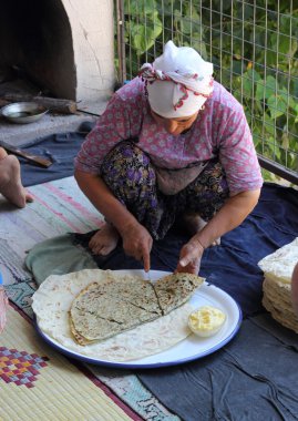 geleneksel Türk ekmek yapımında