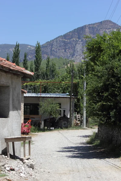 Turkiska byn nära fethiye, 2013 — Stockfoto