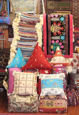 renkli kumaş ve Tekstil