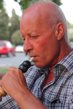 Nargile harcamak Sigara