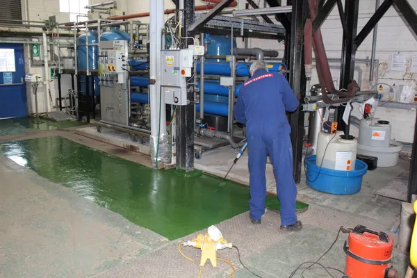 Instalação de água de caldeira industrial — Fotografia de Stock