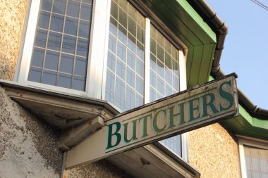 eski yıpranmış kasaplar işareti