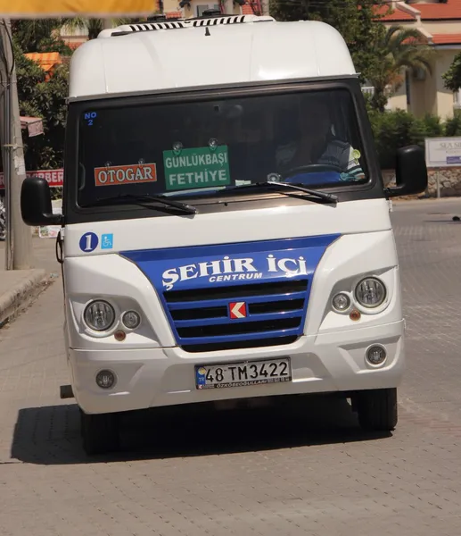 Tradicional dolmus transporte da Turquia — Fotografia de Stock