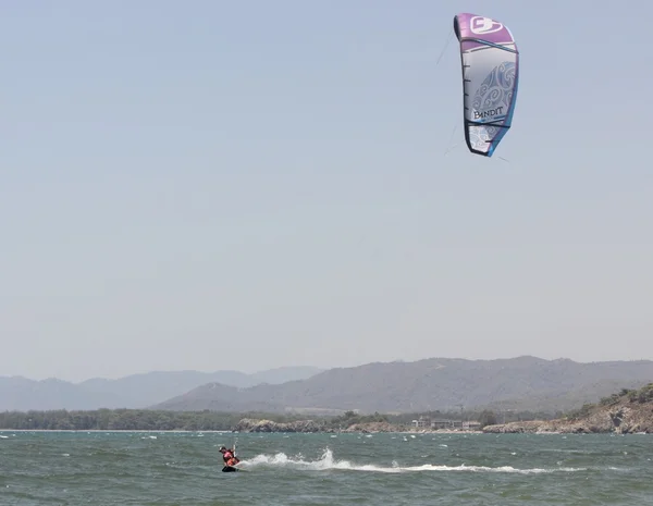 Kitesurfing — Fotografie, imagine de stoc