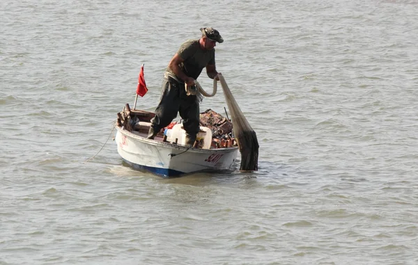 Pescador local — Fotografia de Stock