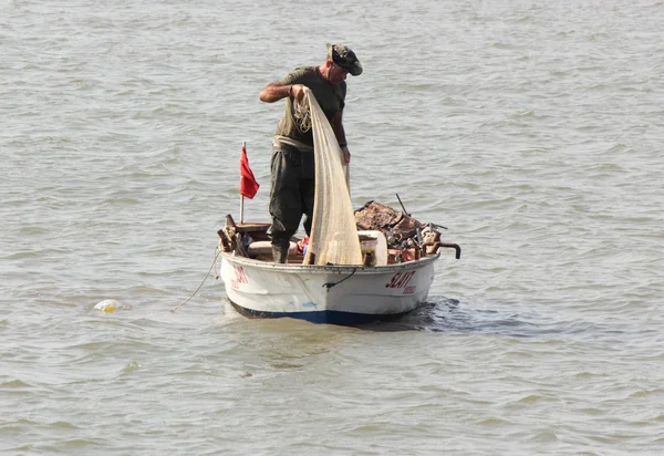 Pescador local — Fotografia de Stock