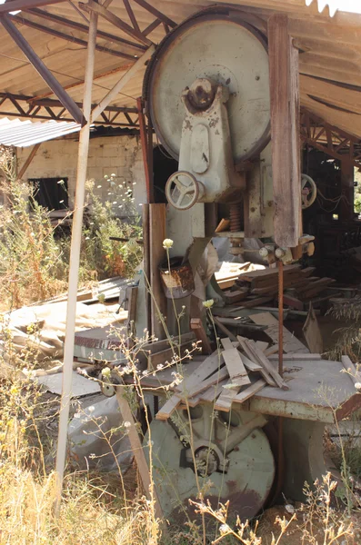 Anciennes machines à scie à ruban — Photo