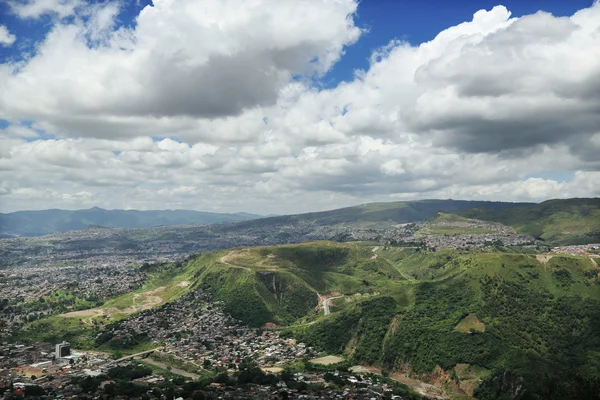 Miasto w górach Tegucigalpa — Zdjęcie stockowe