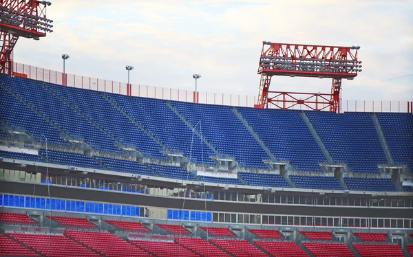 Пустые на стадионе — стоковое фото