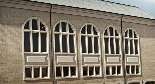 Łuk wygięty w windows — Zdjęcie stockowe