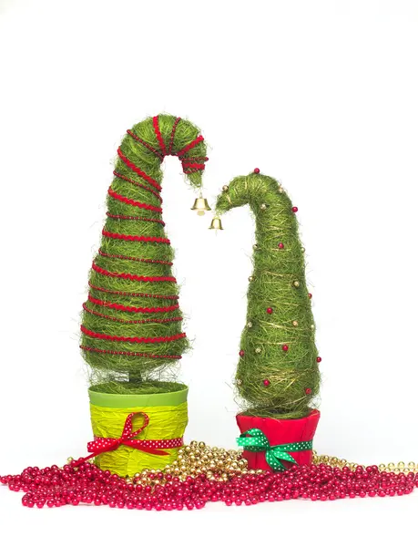 Árboles de Navidad hechos de sisal — Foto de Stock