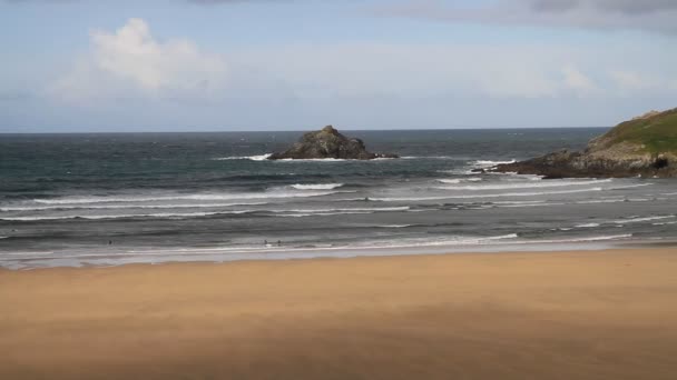 Holywell baai strand Noord cornwall Engeland — Stockvideo