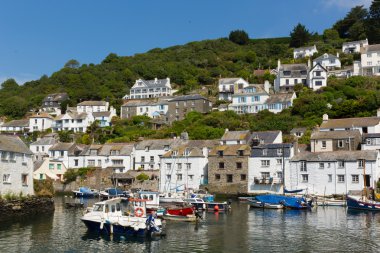 polperro balıkçı köyü teknelerin liman cornwall İngiltere İngiltere.