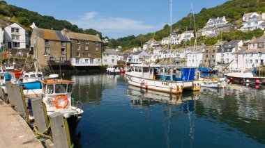 tekneler limana polperro cornwall İngiltere İngiltere'de