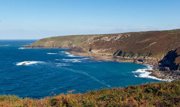 Vue sur la côte de Cornouailles depuis Zennor Head Cornouailles Angleterre Royaume-Uni près de St Ives sur la côte sud-ouest Sentier sur la côte du patrimoine Penwith vers Gala Rocks et Mussel Point — Photo