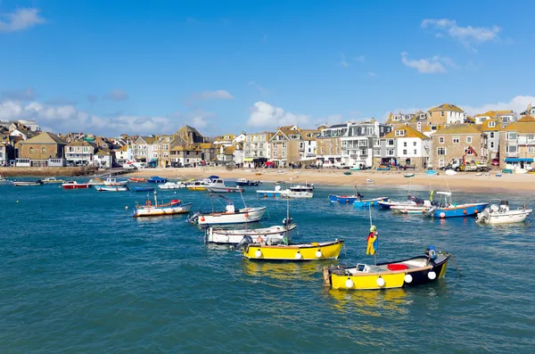 St Ives Cornwall England boats blue sea and sky — Stock Photo, Image