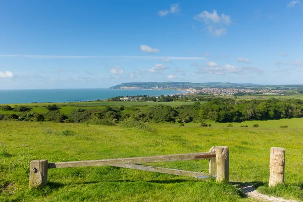 Isle of wight kust uitzicht richting shanklin en sandown uit culver omlaag — Stockfoto