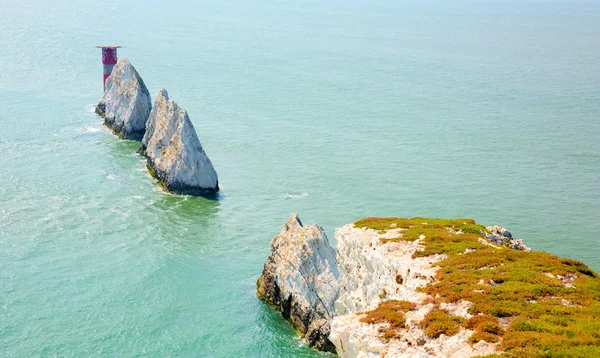 Die Nadelinsel von wight Wahrzeichen von Alaun Bay — Stockfoto