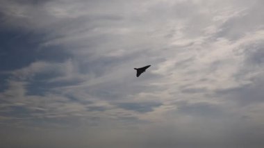 Eski İngiliz Kraliyet Hava Kuvvetleri tarafından kullanılan Vulkan bombardıman uçağı askeri uçak