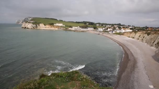 Freshwater Bay Isle of Wight a tourist town on the south west coast of this English island — Stock Video
