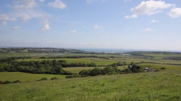 Vue vers Whitecliff Bay Île de Wight près de Bembridge à l'est de l'île — Video