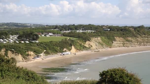 Whitecliff baai eiland wight in de buurt van bembridge ten oosten van het eiland — Stockvideo