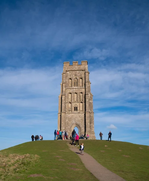 Winter Storms Fine Sunny Weather Enjoyed Visitors Glastonbury Tor Somerset — Stock Photo, Image