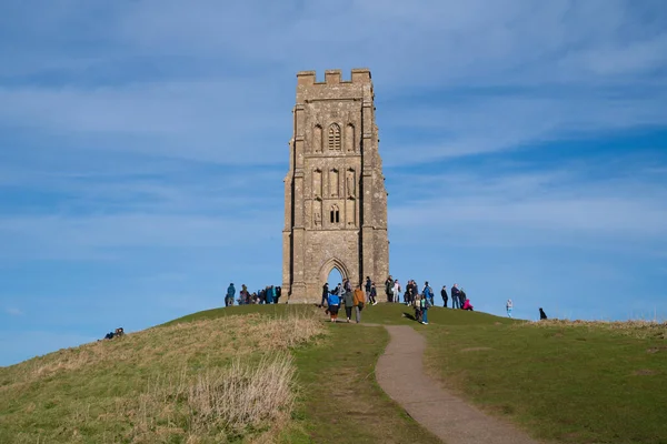 Winter Storms Fine Sunny Weather Enjoyed Visitors Glastonbury Tor Somerset — Stock Photo, Image