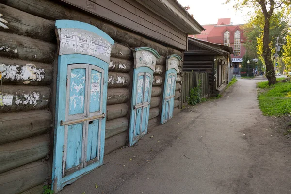 Irkutsk Ryssland Juli 2021 Elden Ett Bostadshus Spolas Med Vägen — Stockfoto