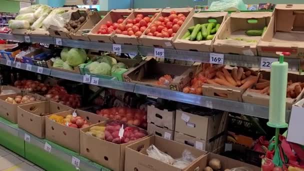 Orenburg Rusia Noviembre 2021 Hortalizas Frutas Mostrador Tienda Pyaterochka Editorial — Vídeo de stock