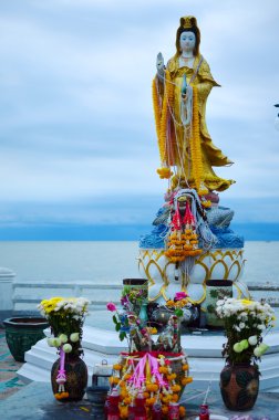 Guan yin heykeli