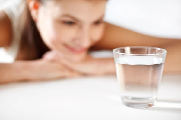 Glass of water — Stock Photo, Image