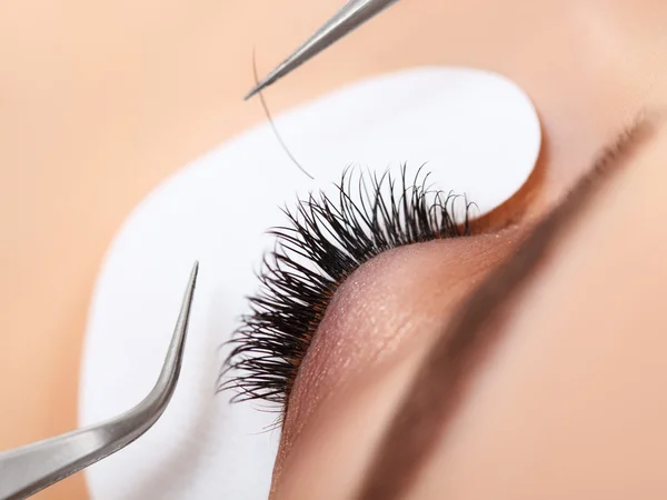 Eyelash-uitbreiding — Stockfoto