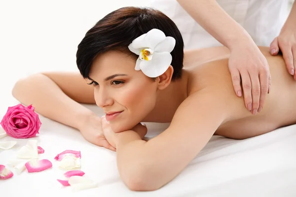 Beautiful Woman Getting Spa Treatment. — Stock Photo, Image