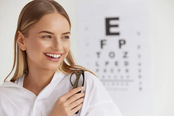 Optometry Vision Portrait Beautiful Smiling Girl Face Ophthalmologist Office Closeup — Stock Photo, Image