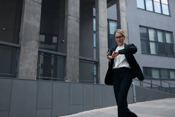 Busy Business Woman Checking Time While Hurry Work Lady Holding — стоковое фото