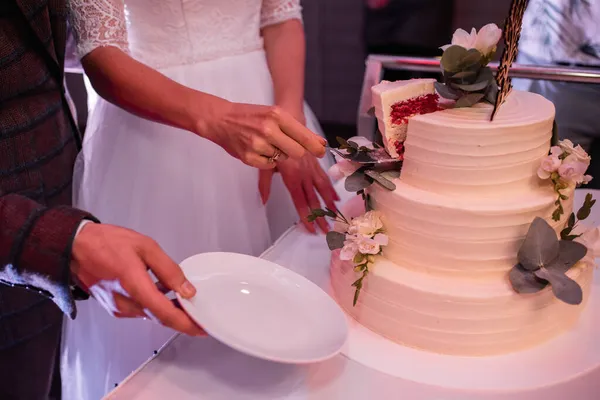 Beautiful Delicious Handmade Wedding Cake — Stock Photo, Image