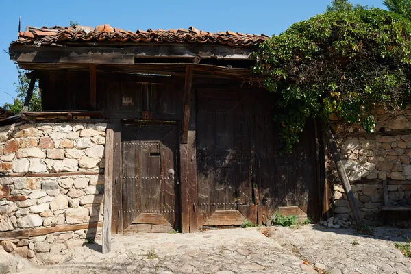 Ancienne porte en bois — Photo