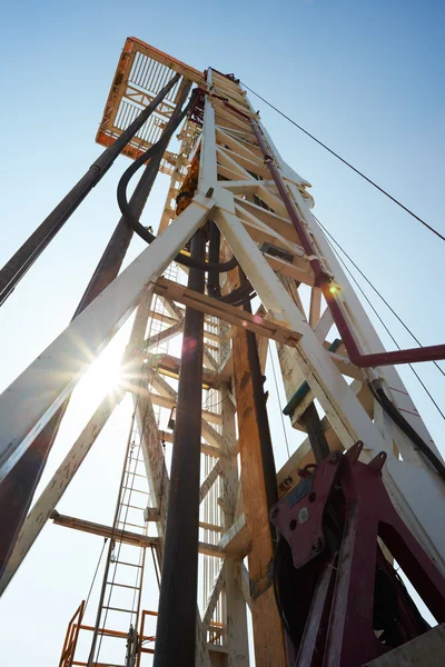 Big petrol drilling machine against the Sun — Stock Photo, Image