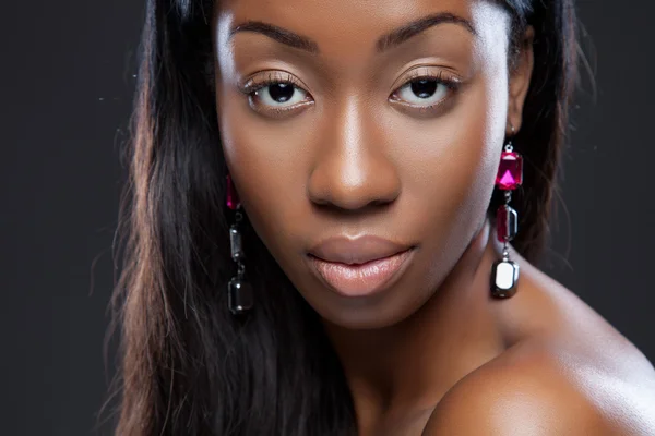 Young black beauty close-up — Stock Photo, Image